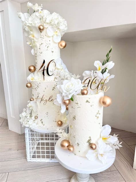 Bespoke Cake Naked Bakes