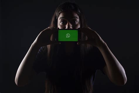 How to send WhatsApp message without showing your number