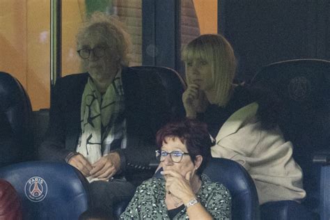 Photo Louis Bertignac Avec Sa Femme Laeticia People Au Match De