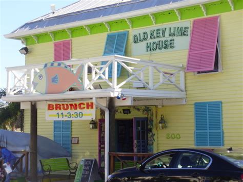 Jane's Bits: Old Key Lime House - One part history, two parts fun in Lantana, Florida