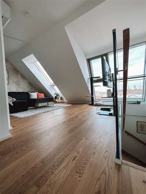 Lichtdurchflutete Dachgeschosswohnung in 1060 93 m² 1 750 1060