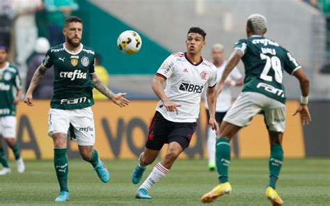 Flamengo pode ter até 7 mudanças em relação ao último jogo contra o