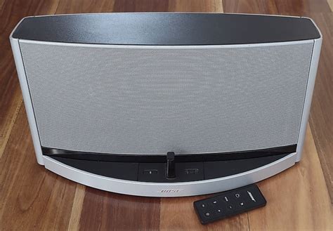 Bose SoundDock 10 Bluetooth Speaker | Reverb