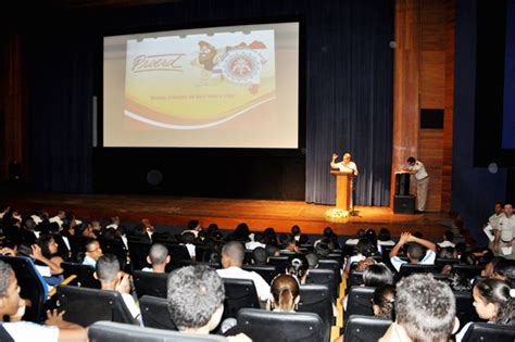 Programa De Resist Ncia S Drogas Forma Nova Turma Na Cidade Do Saber