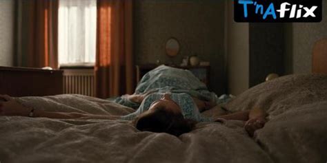 Luise Heyer Lesbian Scene In Dark Tnaflix