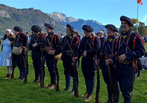 Gros succès populaire lors des célébrations du Centenaire du 27e BCA à