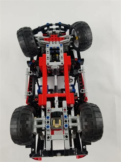 LEGO Technic 8081 Extreme Cruiser