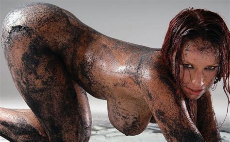 Dirty Girl Mud Naked Ehotpics