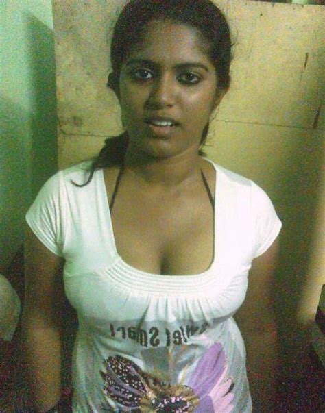 Indian Wife Showing Her Big Boobs Porn Pictures Xxx Photos Sex Images Pictoa