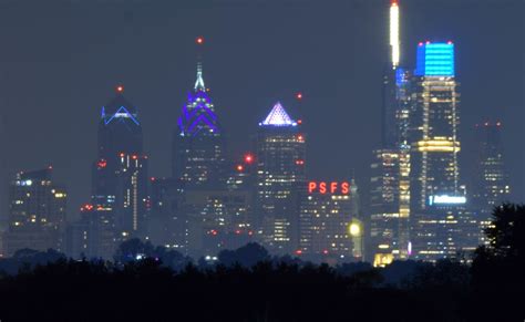 Philadelphia Skyline Comcast Center Lit Blue Philly Skyguy Flickr