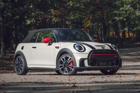 Mini Coopers 2022