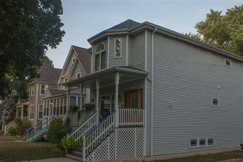 The surprising neighborhood where the cost of life in chicago is lowest 10