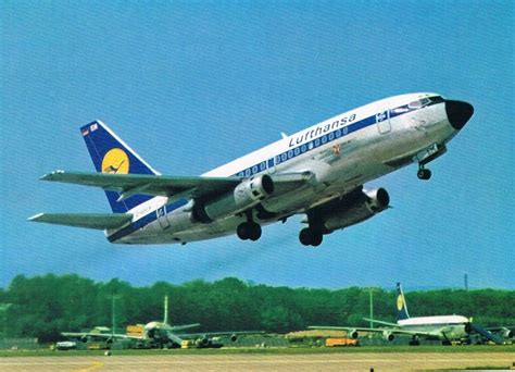 Lufthansa 737-100 - Vintage Airliners