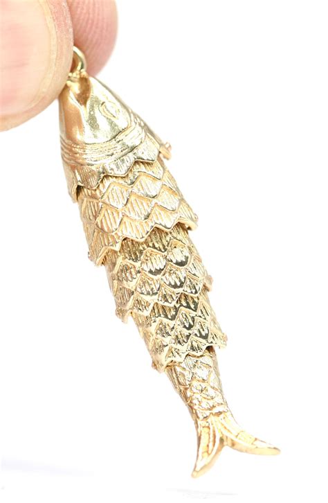 Superb Vintage Ct Gold Articulated Fish Pendant Hallmarked London