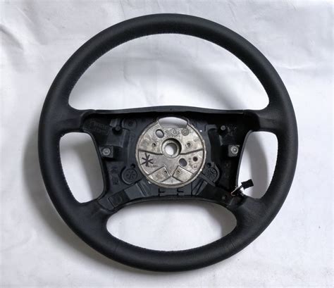 BMW X3 E83 X5 E53 STEERING WHEEL BLACK LEATHER HEATED 2004 2009