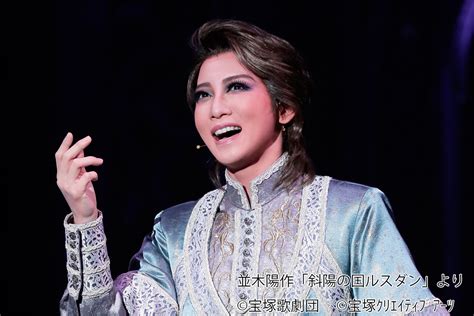 星組トップスター・礼真琴が「静」の演技を開花させた、宝塚歌劇「ディミトリ～曙光に散る、紫の花～」23年星組・東京・千秋楽 ニュース王国