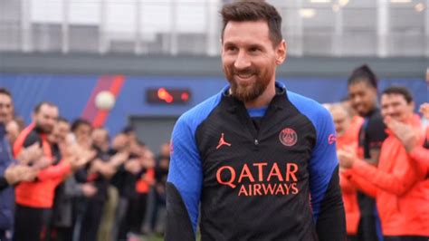 Ligue 1 Le Psg Rend Hommage à Lionel Messi Lors De Son Retour