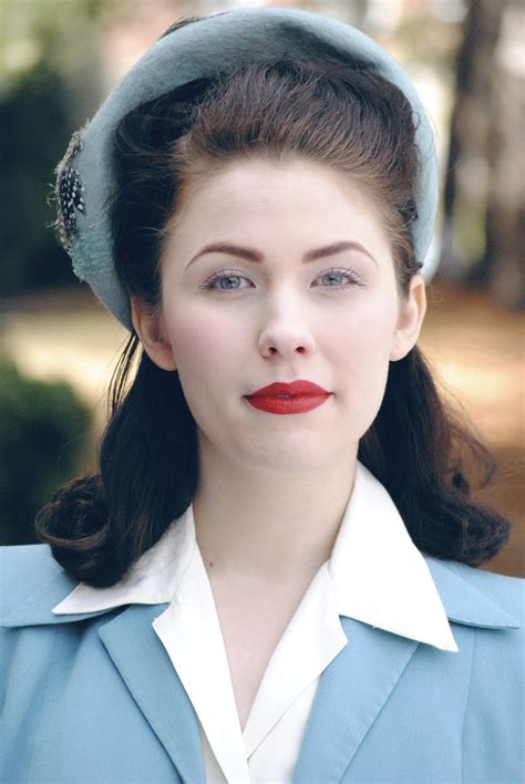 This is one of the more historically accurate 40s looks I've seen ...