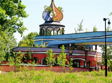 Optigrün Benelux Hundertwasser Ronald Mc Donald Kindervallei