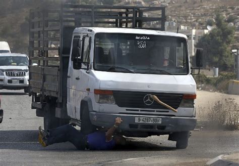 Un Palestino Mata A Un Colono Israelí Atropellándolo En Cisjordania