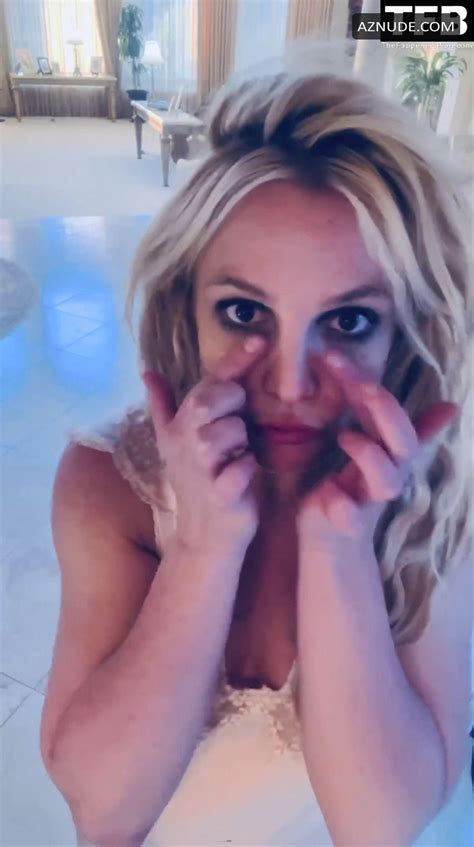 Britney Spears Sexy Posing In A Hot Nightgown Photos Collection AZNude