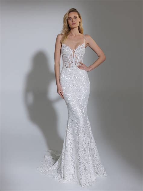 Sleeveless V Illusion Neckline Glitter Lace Sheath Wedding Dress