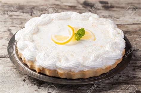 Cómo Decorar Un Lemon Pie De Manera Creativa Y Sencilla