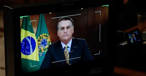 Facada mal dada STJ tranca ação penal por ofensa a Bolsonaro Migalhas