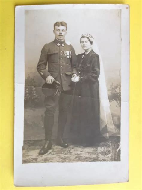 Carte Postale Photo Militaire Soldat Du Me R Giment Femme Mariage