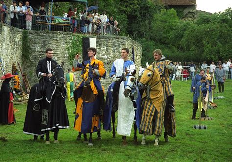 Association Château Qui Qu en Grogne