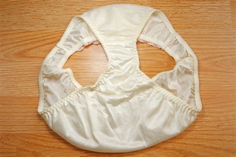 VINTAGE JAPANESE NYLON Shiny Slippery Pretty Cute Panty Cream Bikini