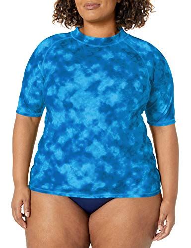 Best Plus Sized Rash Guards To Keep Your Curves Protected This Summer