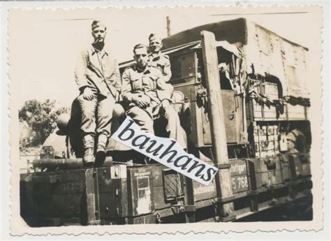 FOTO REICHSBAHN LKW SOLDATEN EISENBAHN TRANSPORT Wehrmacht 2 WK U329