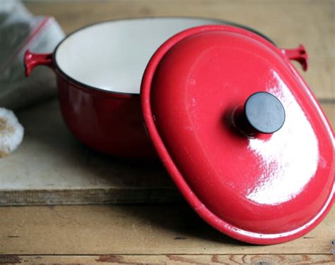 French Le Creuset Dutch Oven Enzo Mari Cast Iron Casserole Pan Red