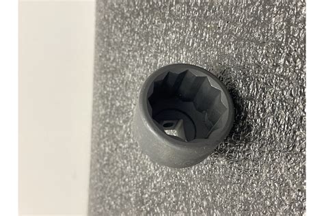 Головка короткая ударная 12 гранная, 1/2", 32 мм FORCE 44832 - выгодная ...