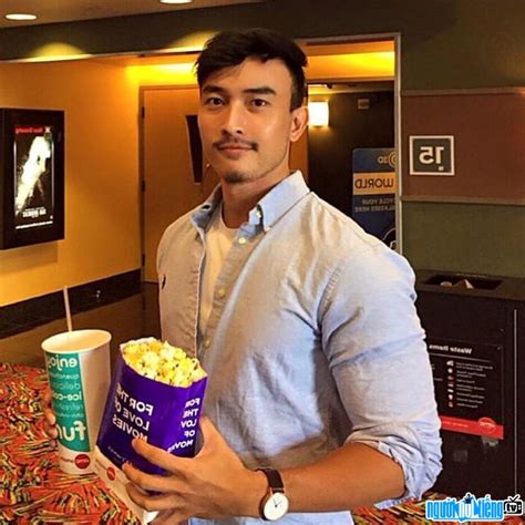 Hot Boy Chan Than San