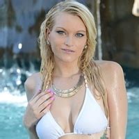 Blonde Babe Skylar Madison Gets Off Free Porn A XHamster XHamster