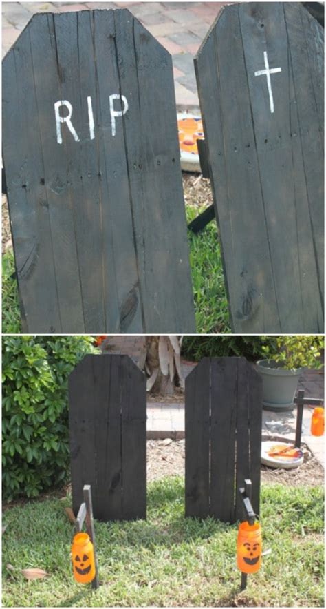 Fantastic Reclaimed Wood Halloween Decorations For Your Home And