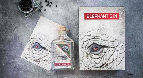 ELEPHANT GIN NATALE ALLINSEGNA DELLA SOLIDARIETÀ James Magazine