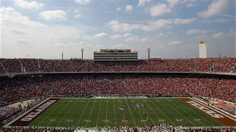 Red River Showdown Texas Longhorns Vs Oklahoma Sooners History