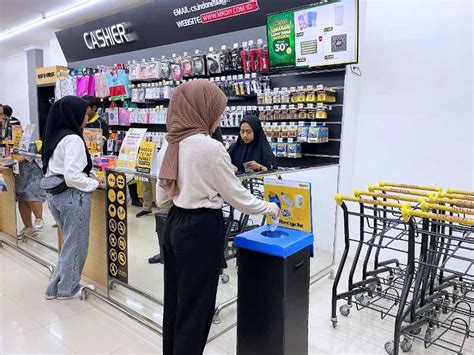 Dukung Target Indonesia Bersih Sampah Toko Mr Diy Sediakan