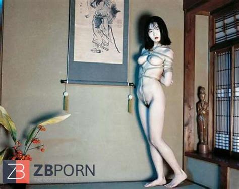 Girls Naked Arty ZB Porn