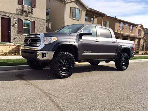 Toyota Tundra Custom Wheels Method Standard 20x90 Et 18 Tire Size