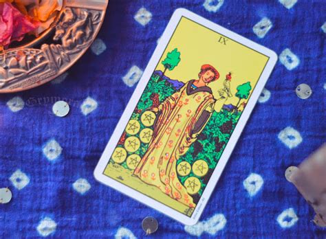 Significado Da Carta 9 De Ouros No Tarot ☾ Grymora Tarot