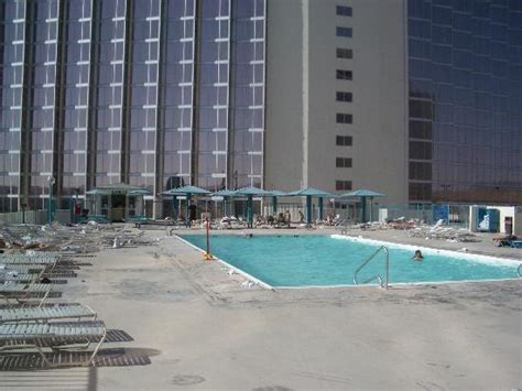 Aquarius Pool - Laughlin Forum - TripAdvisor