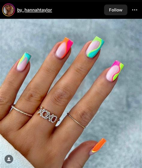 Pin de Trinity Taylor em Nail Ideas Idéias de cores de unhas Unhas