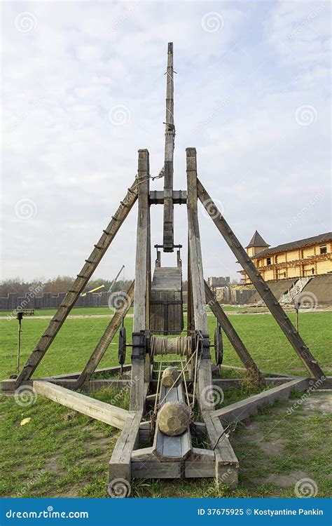 Trebuchet stock image. Image of fort, perigord, tower - 37675925