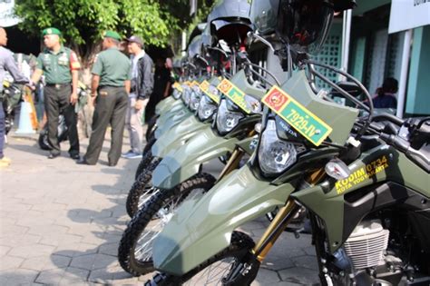 Bagikan Motor Ke Prajurit Tni Prabowo Ini Dari Uang Rakyat Saya