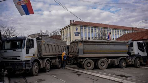 Tension soars as main Kosovo border crossing with Serbia closed