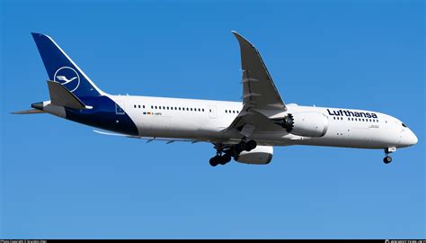 D ABPD Lufthansa Boeing 787 9 Dreamliner Photo By Brandon Chen ID